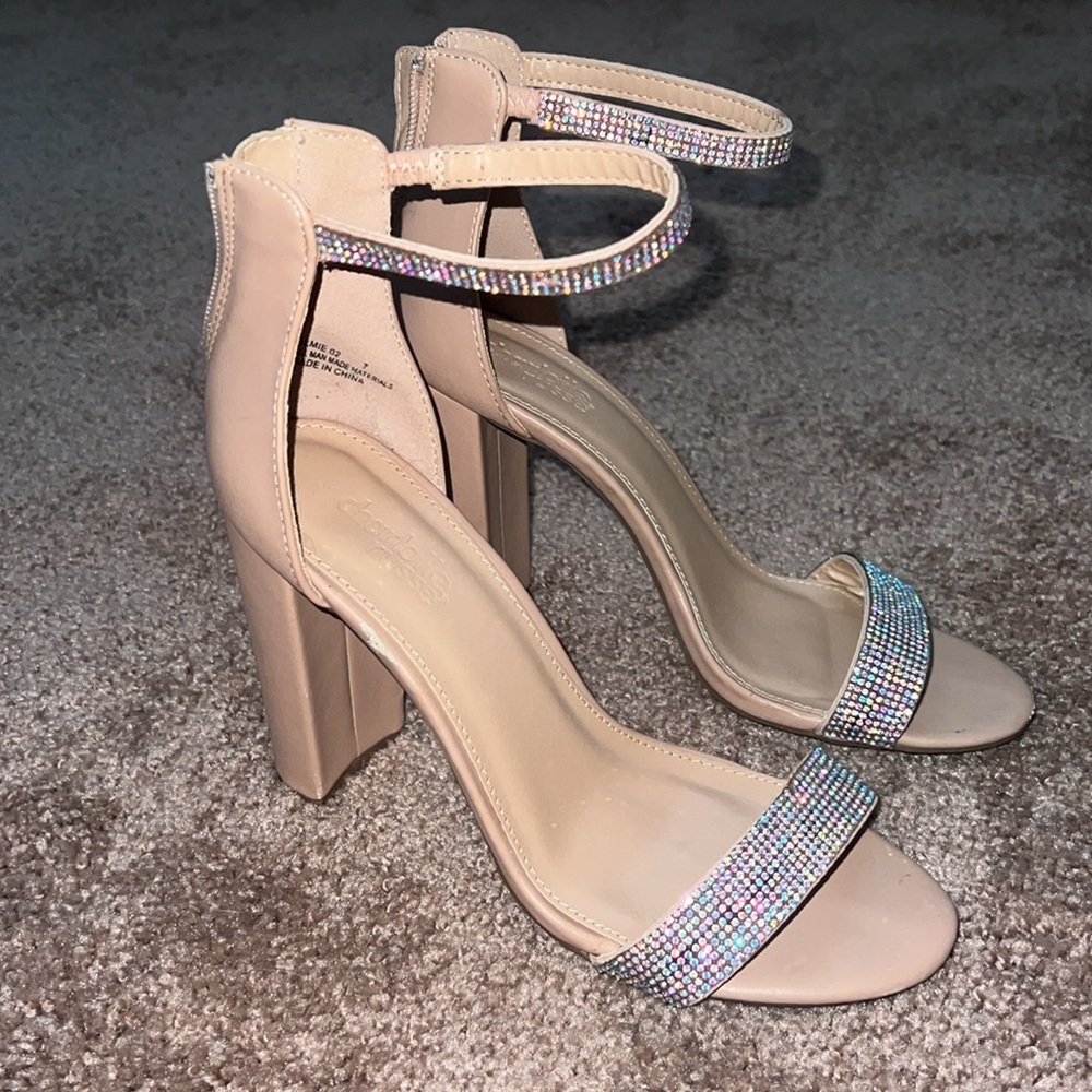 Heels - Picture 2 of 5